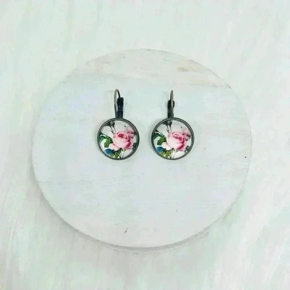 Vintage Feel Pink Roses Print Earrings - Picture 5 of 5